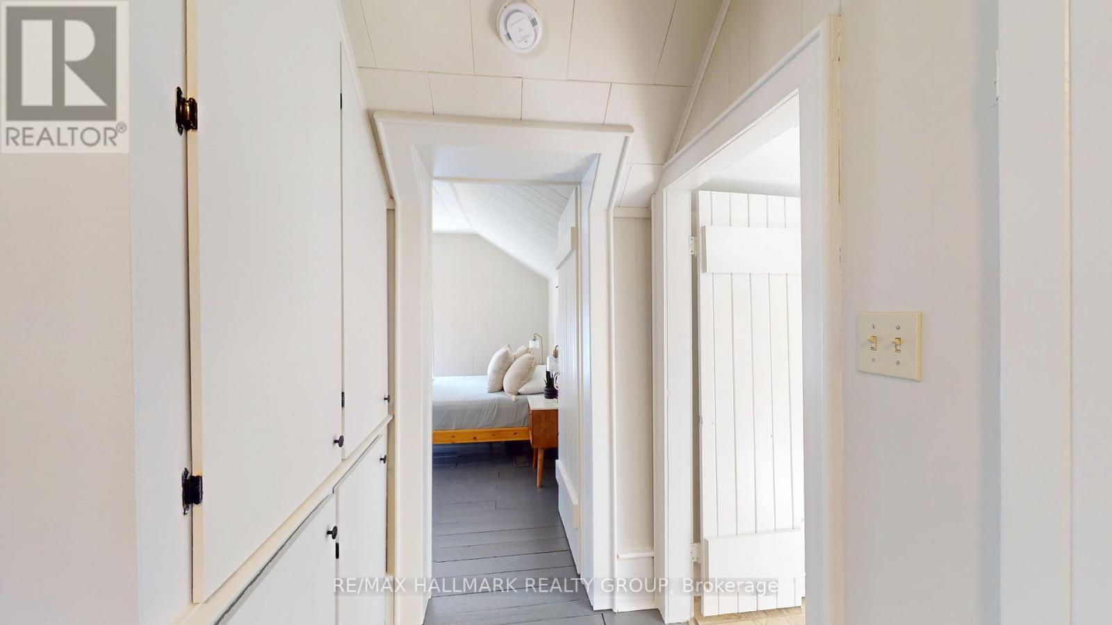 Photo 33 of 10 Wellington Street E, Athens ON