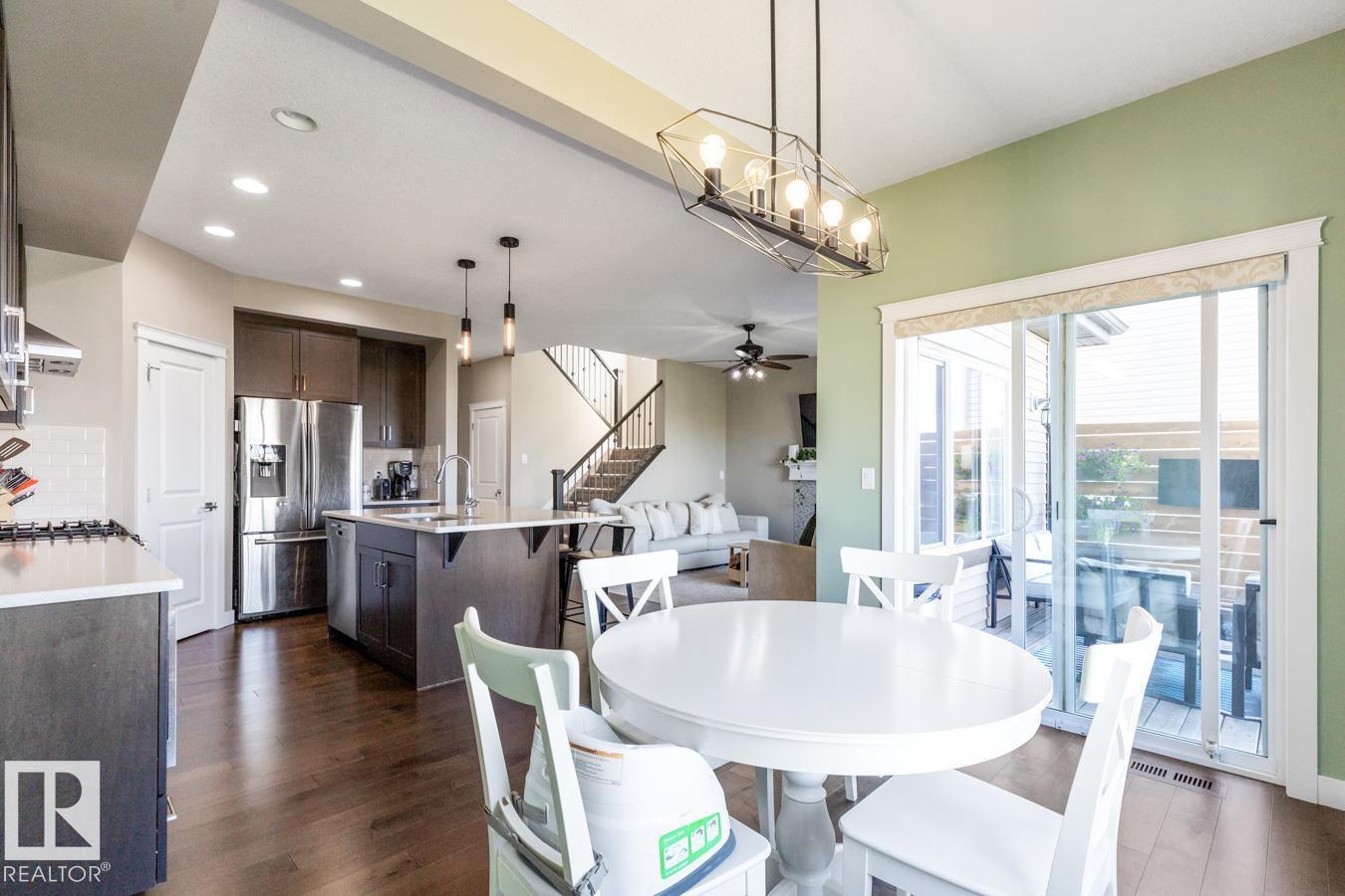 Photo 15 of 1640 25 St Nw, Edmonton AB
