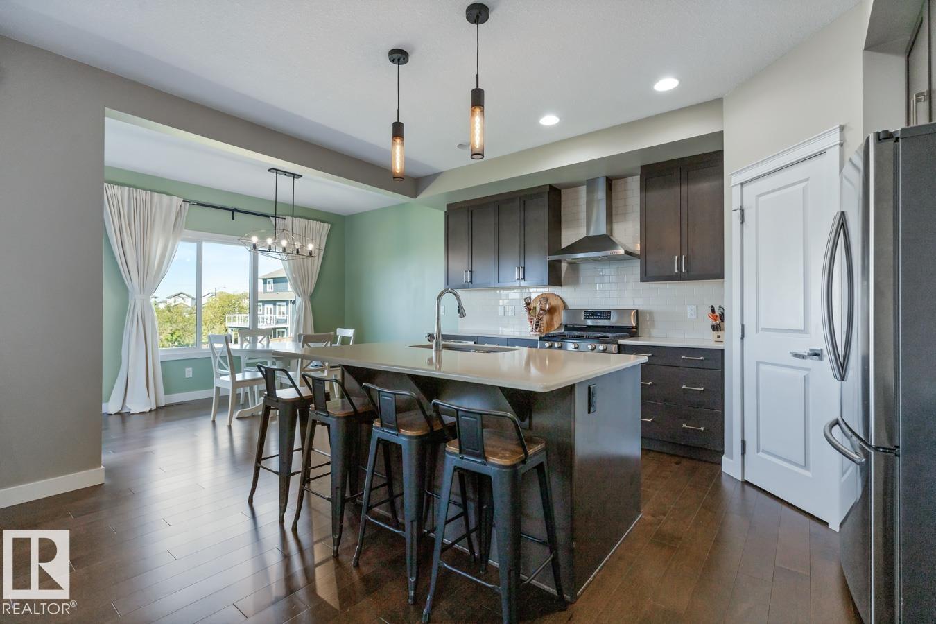 Photo 7 of 1640 25 St Nw, Edmonton AB