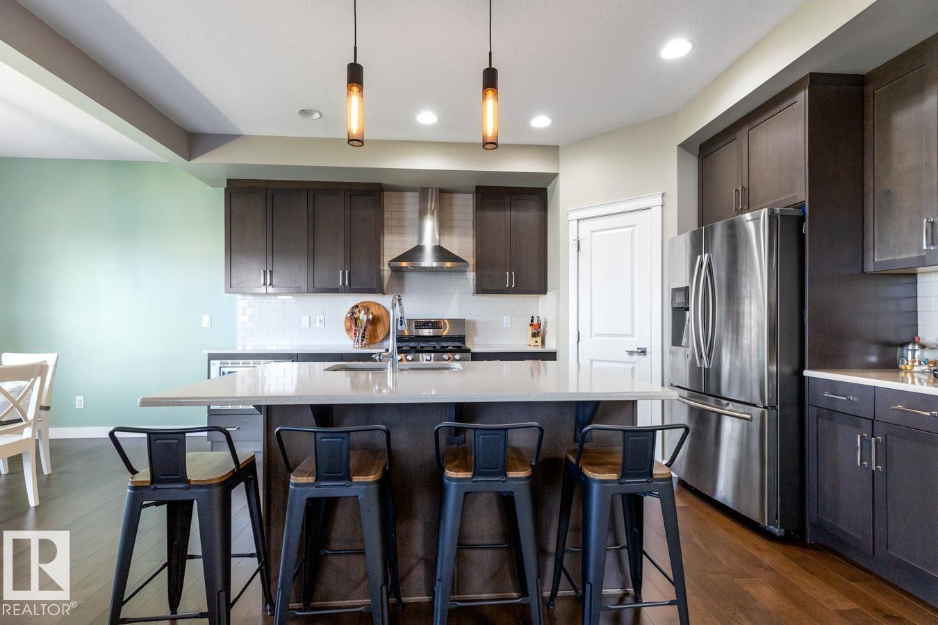 Photo 8 of 1640 25 St Nw, Edmonton AB
