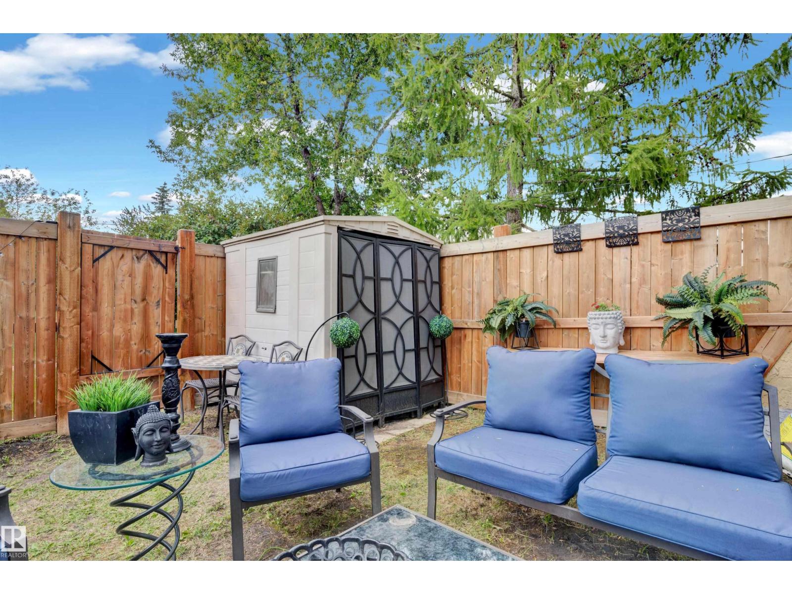 Photo 12 of 3279 139 Av Nw, Edmonton AB