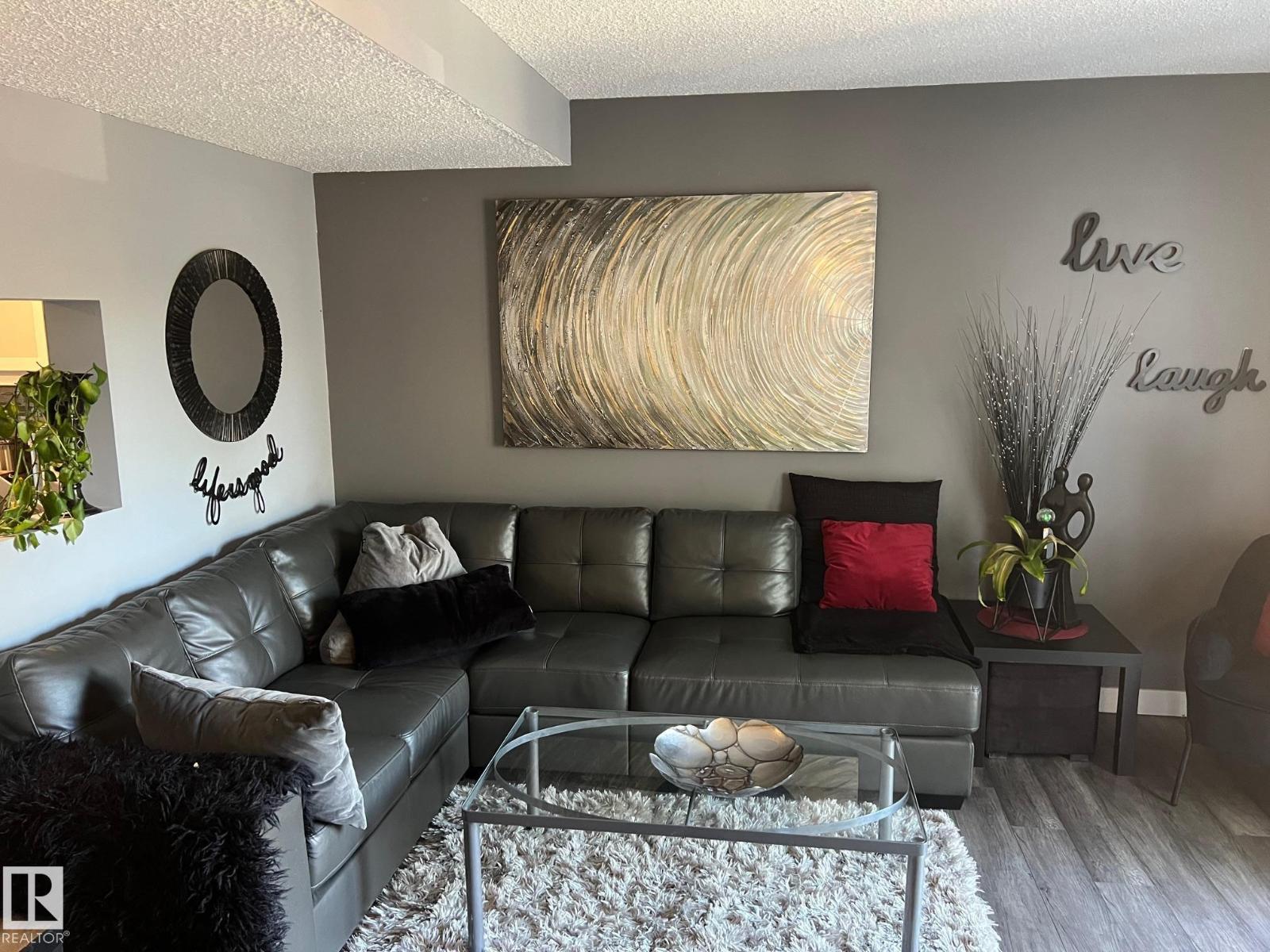 Photo 3 of 3279 139 Av Nw, Edmonton AB