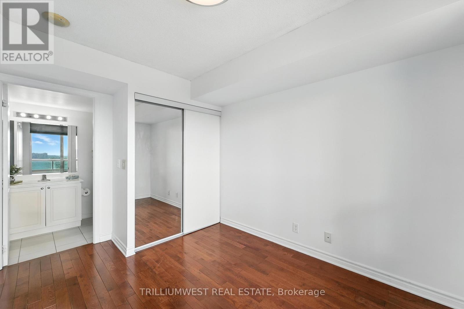Photo 23 of 2111 17 Barberry Place, Toronto ON