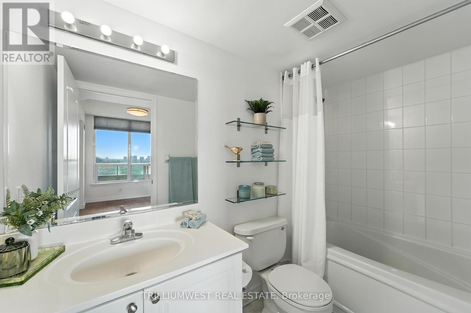Photo 24 of 2111 17 Barberry Place, Toronto ON