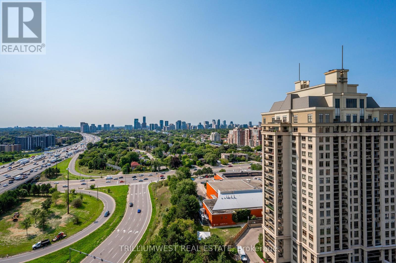 Photo 31 of 2111 17 Barberry Place, Toronto ON