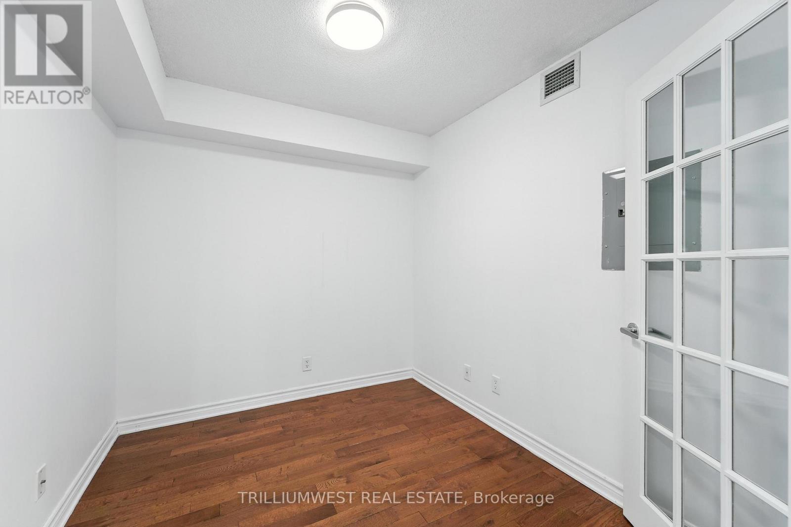Photo 7 of 2111 17 Barberry Place, Toronto ON