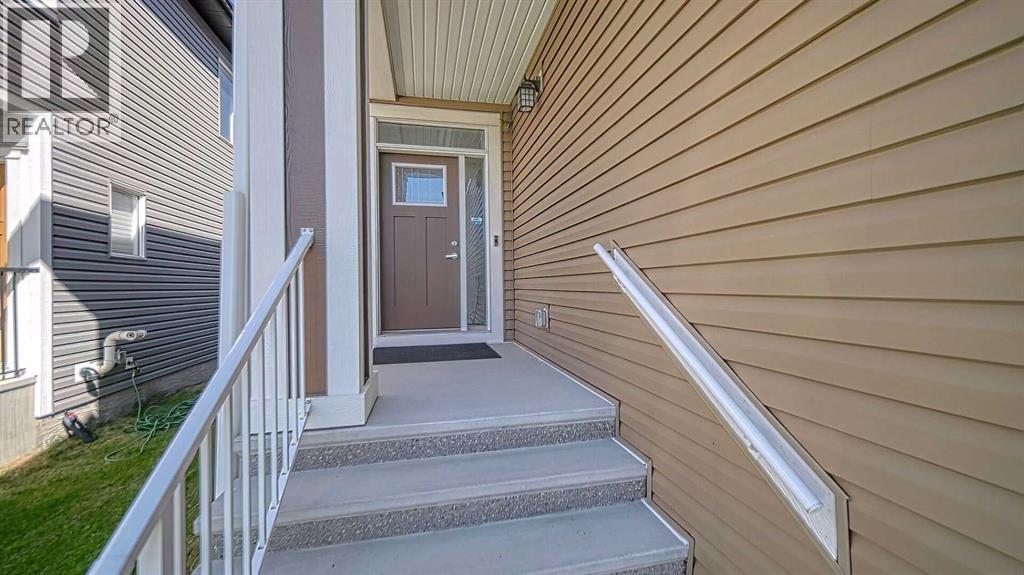 Single Family House for Sale in  Carringsby Way NW Carrington Calgary 