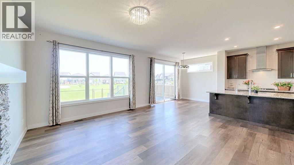 189 Carringsby Way NW, Calgary, Alberta