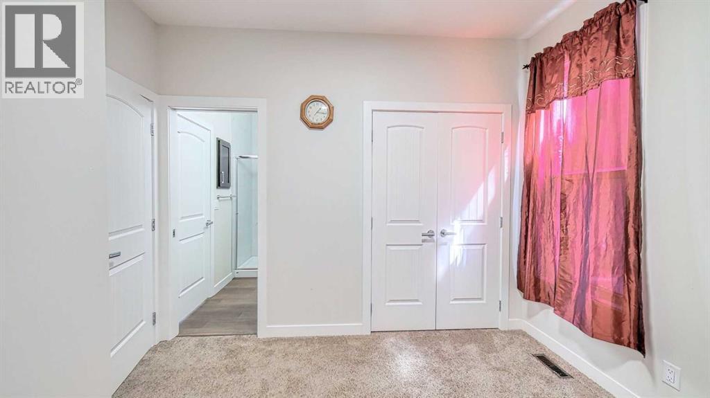 Single Family House for Sale in  Carringsby Way NW Carrington Calgary 