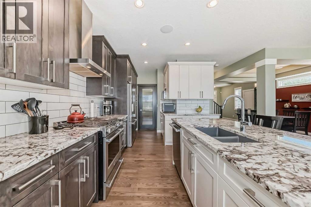 Photo 8 of 95 Cranbrook Hill Se, Calgary AB