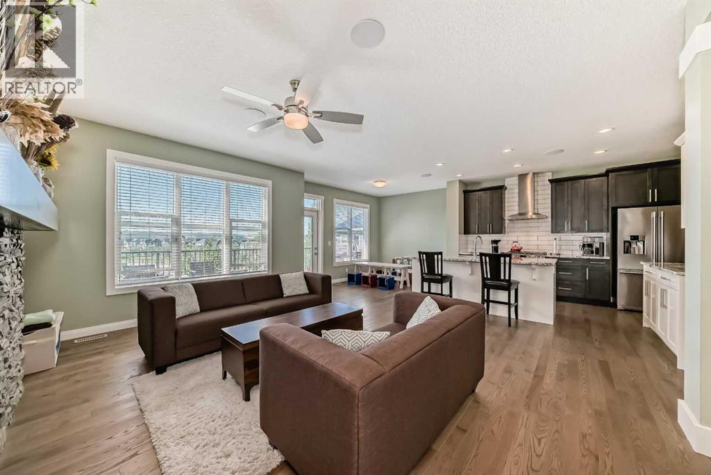 Photo 4 of 95 Cranbrook Hill Se, Calgary AB
