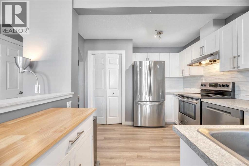 Photo 34 of 237 Willowbrook Close Nw, Airdrie AB