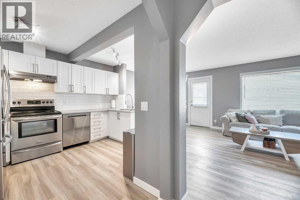 Photo 32 of 237 Willowbrook Close Nw, Airdrie AB