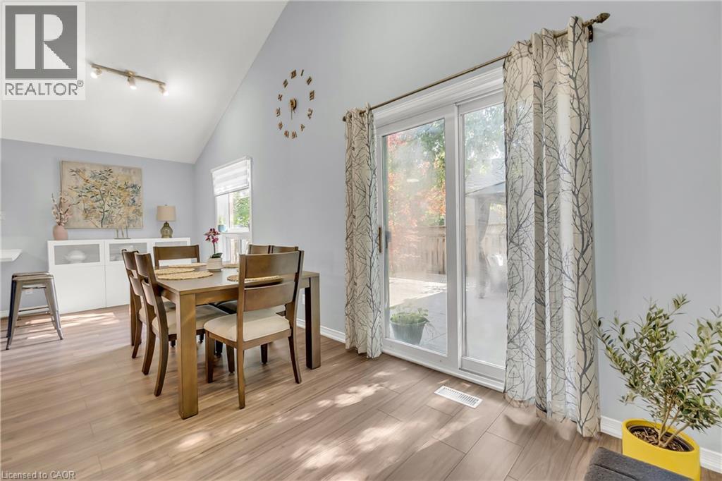 Photo 39 of 40 Alderson Drive, Cambridge ON