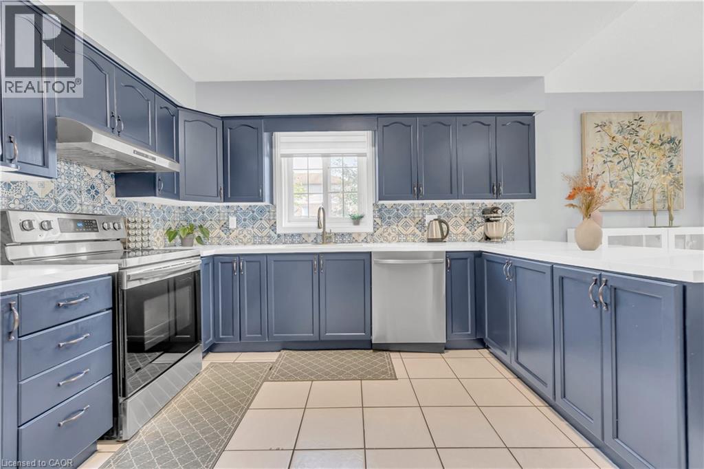 Photo 16 of 40 Alderson Drive, Cambridge ON