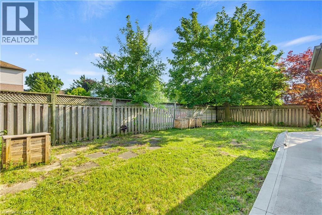 Photo 7 of 40 Alderson Drive, Cambridge ON