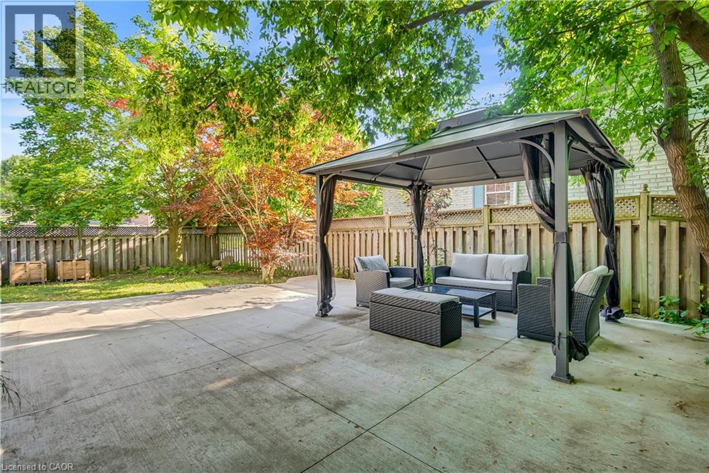 Photo 3 of 40 Alderson Drive, Cambridge ON