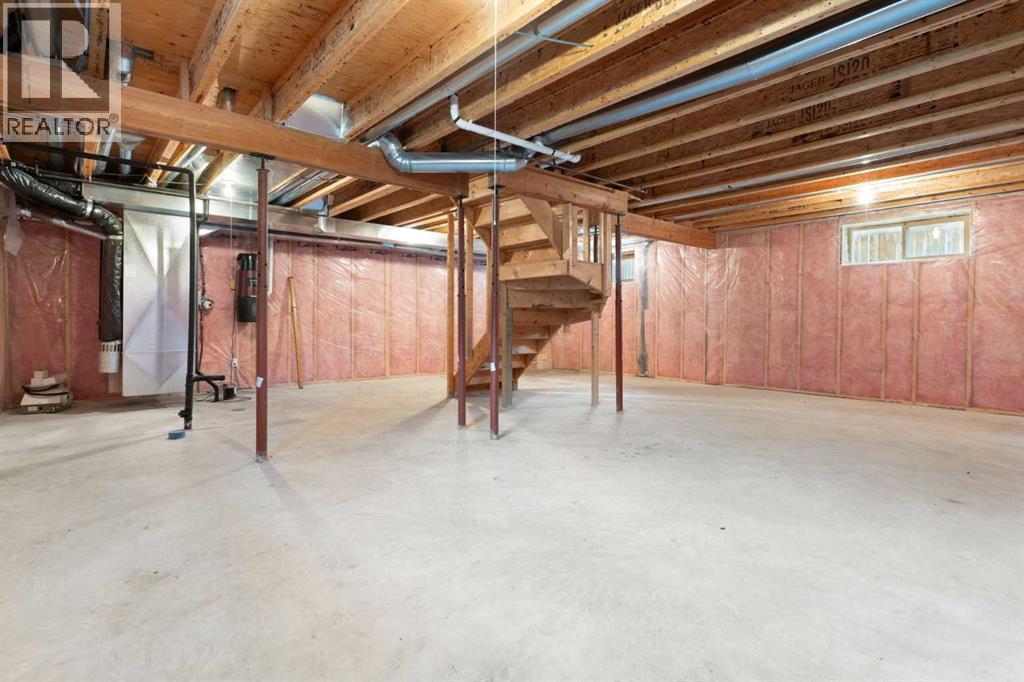 Photo 38 of 24 Bow Close, Cochrane AB