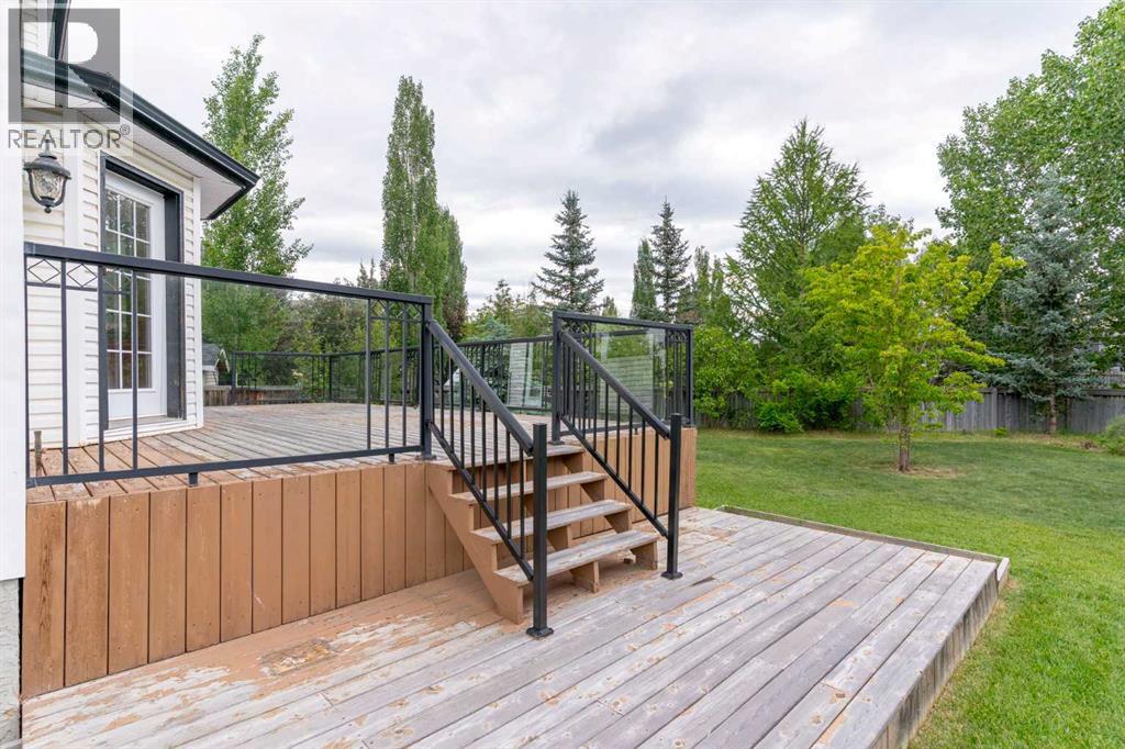 Photo 8 of 24 Bow Close, Cochrane AB