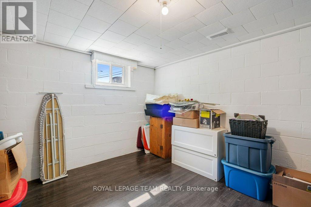 Photo 17 of 24 Beach Avenue, South Dundas ON