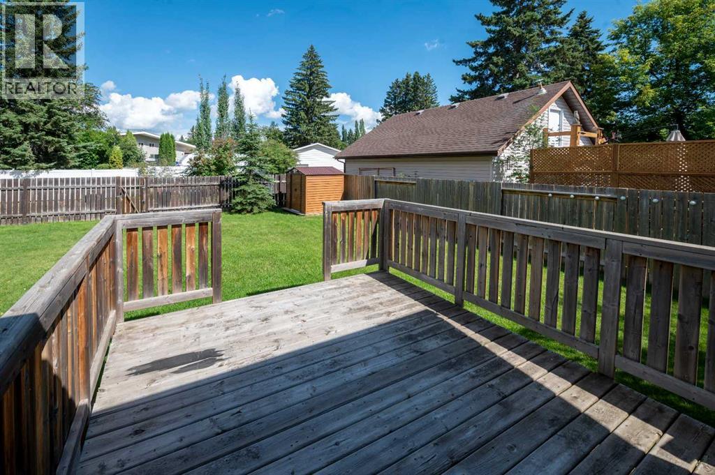 Photo 30 of 19 Sherwood Crescent, Red Deer AB