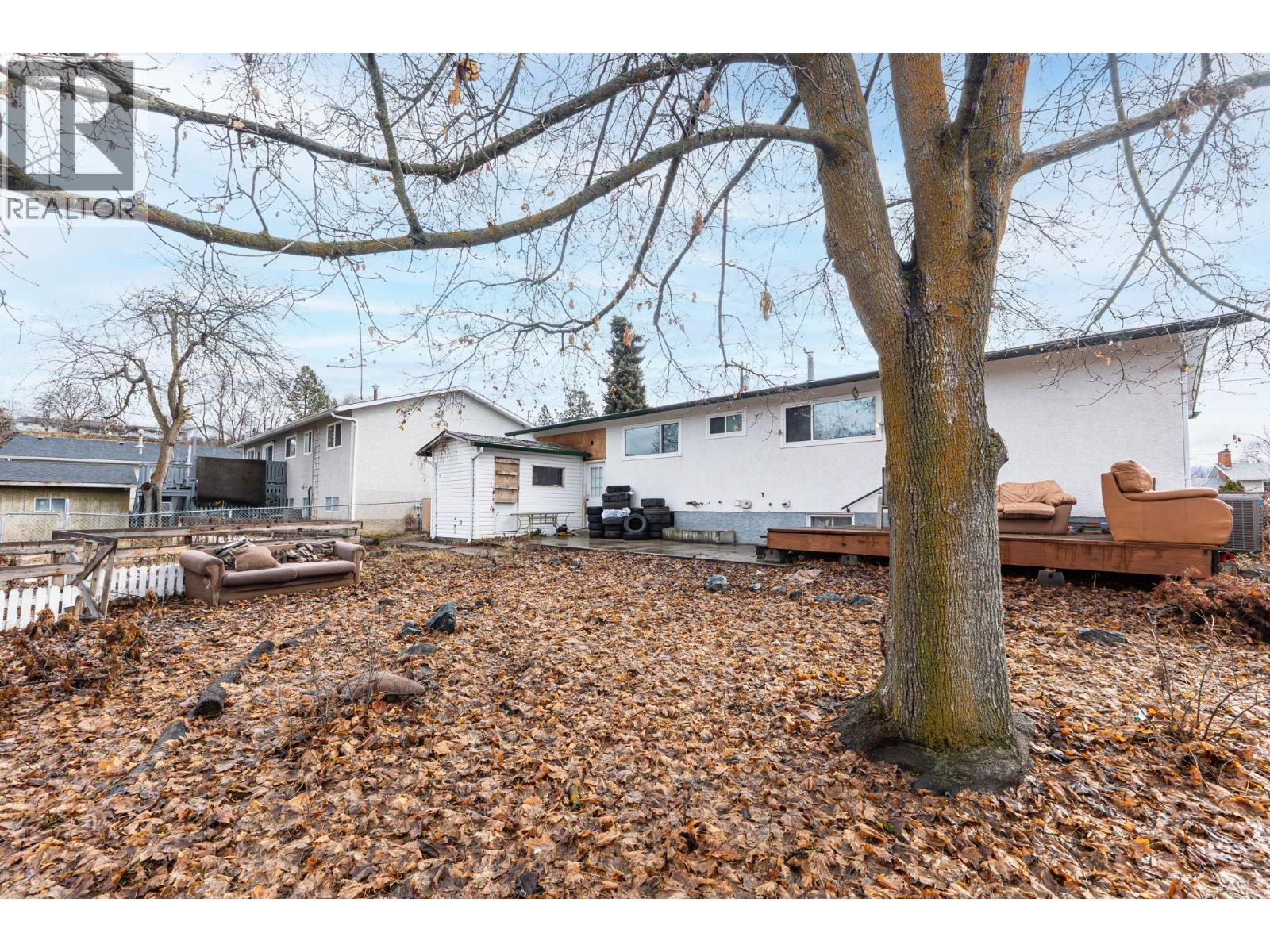 540 Lomond Road, Kelowna