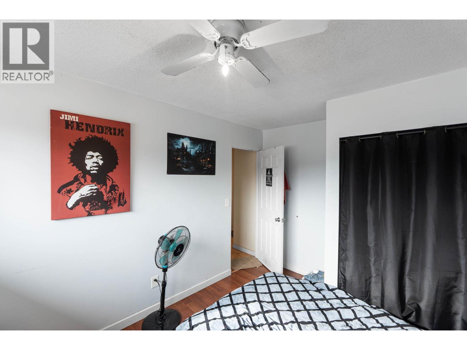 540 Lomond Road - 17