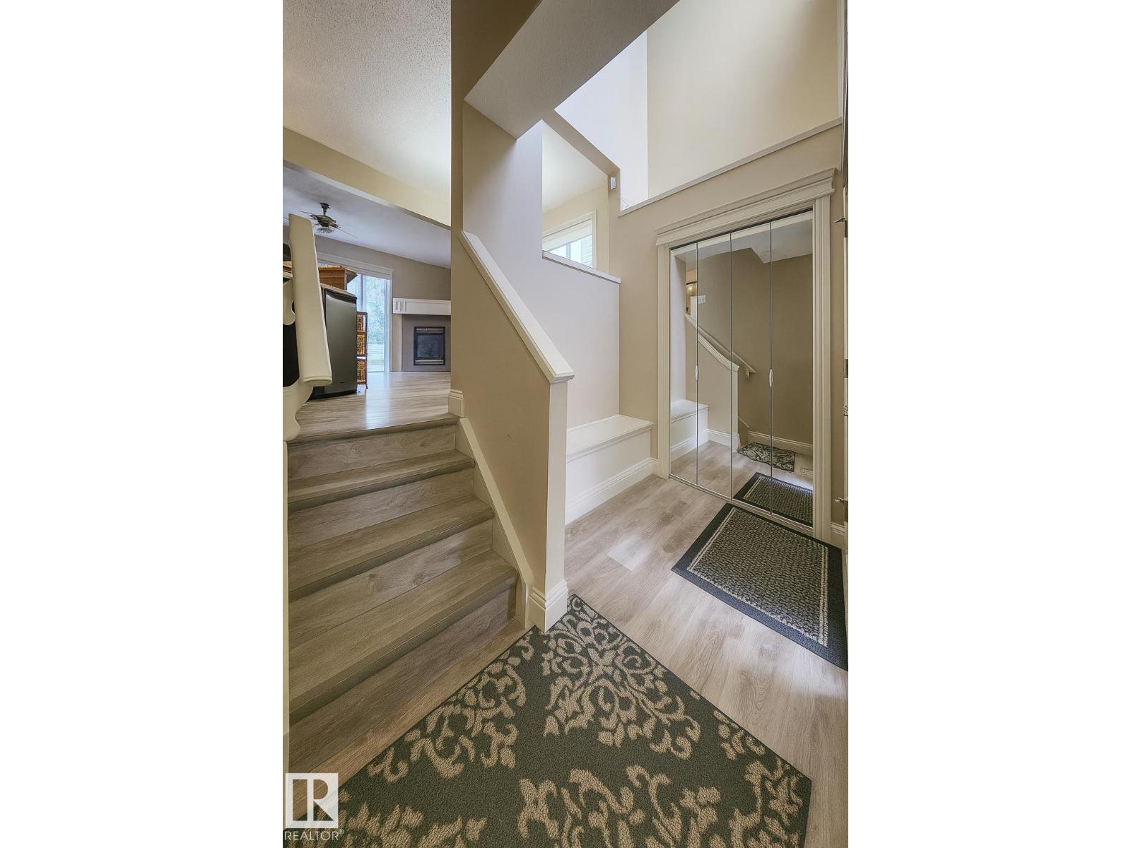 Photo 2 of 6109 13 Av Sw, Edmonton AB