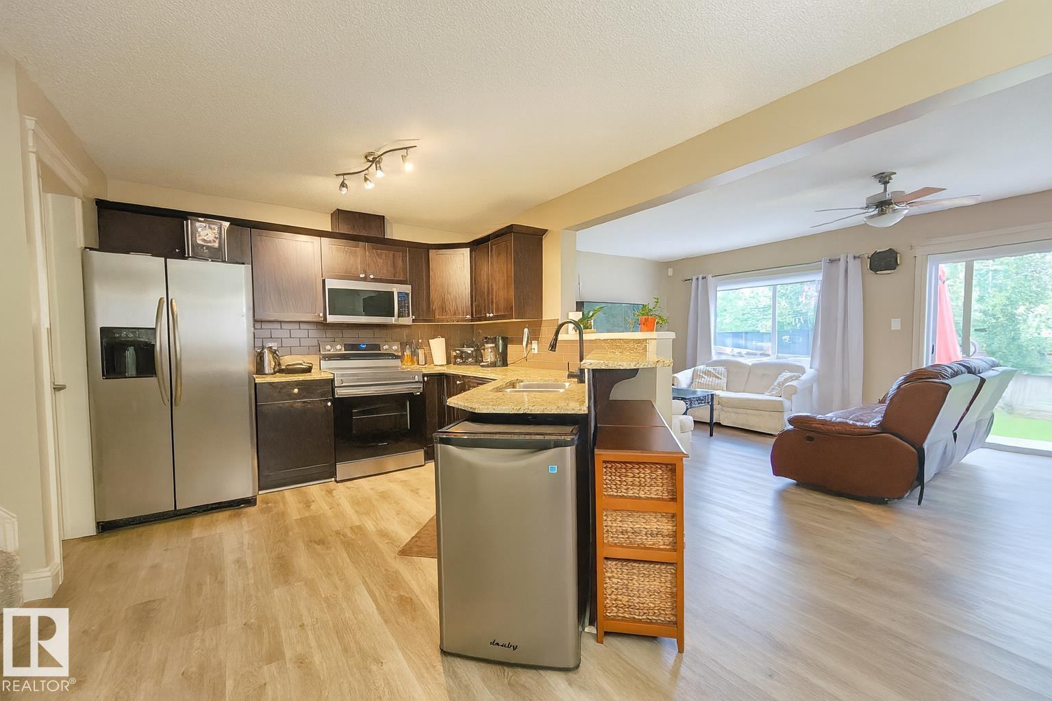 Photo 5 of 6109 13 Av Sw, Edmonton AB