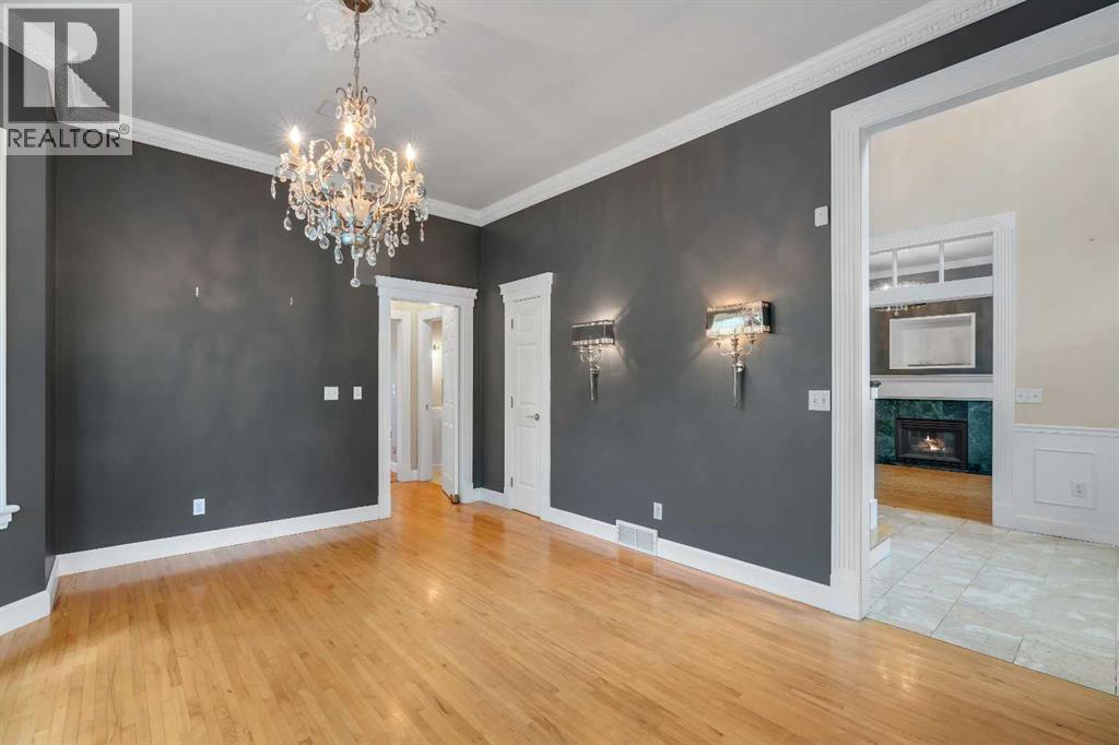 Single Family House for Sale in   Street SW Elbow Park Calgary 