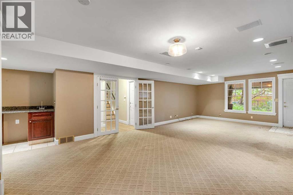 Single Family House for Sale in   Street SW Elbow Park Calgary 