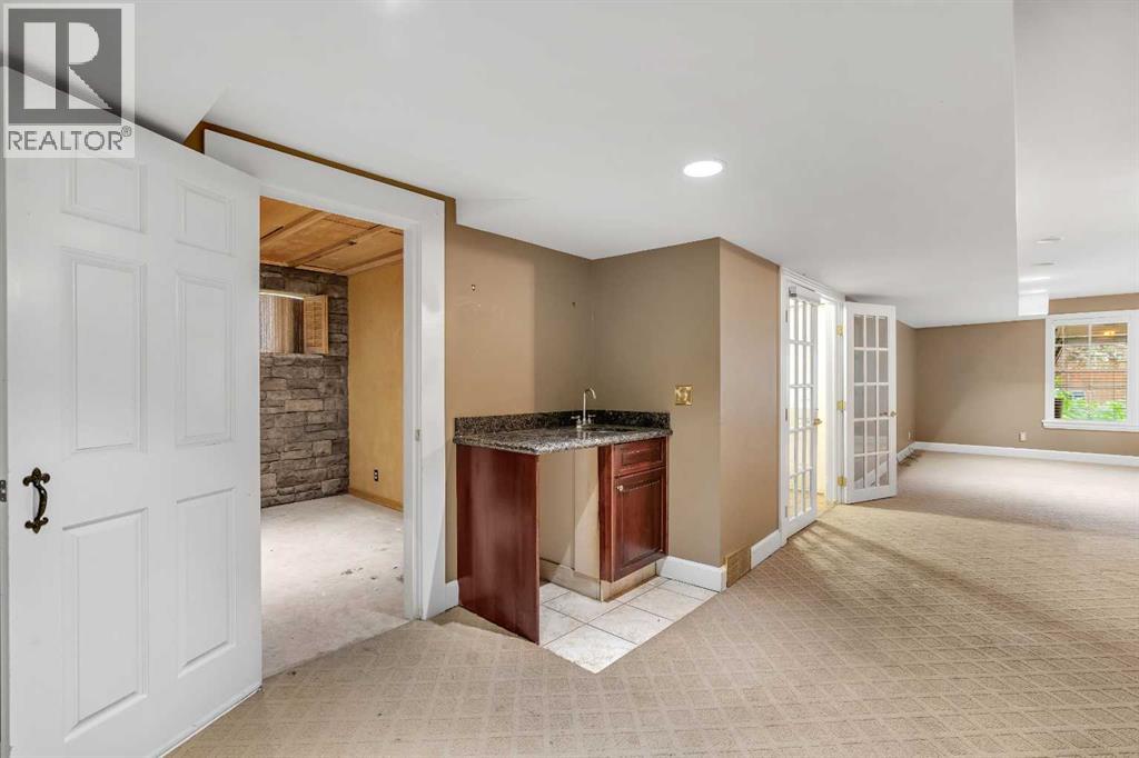 Single Family House for Sale in   Street SW Elbow Park Calgary 