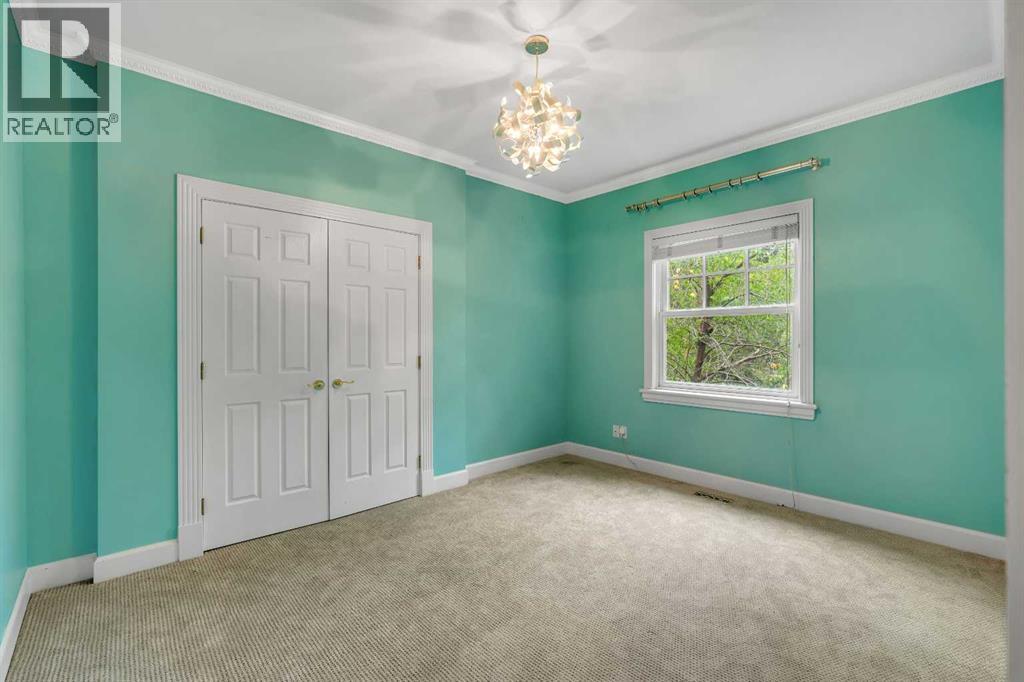 Single Family House for Sale in   Street SW Elbow Park Calgary 