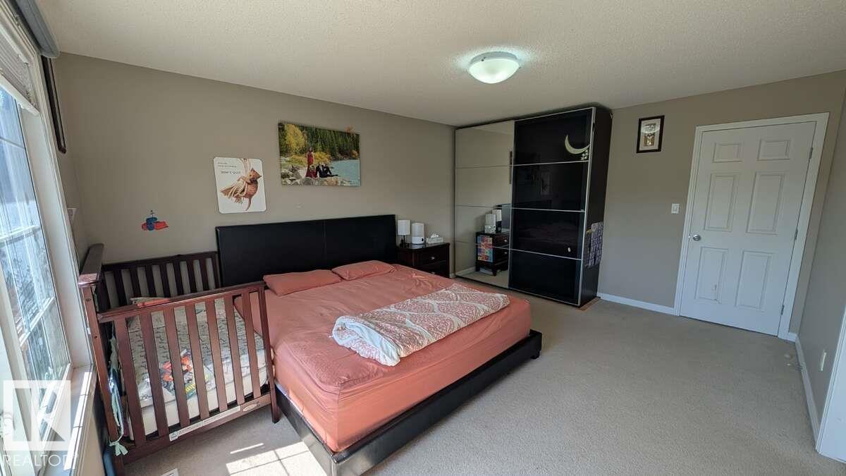 Photo 17 of 3907 6 St Nw, Edmonton AB