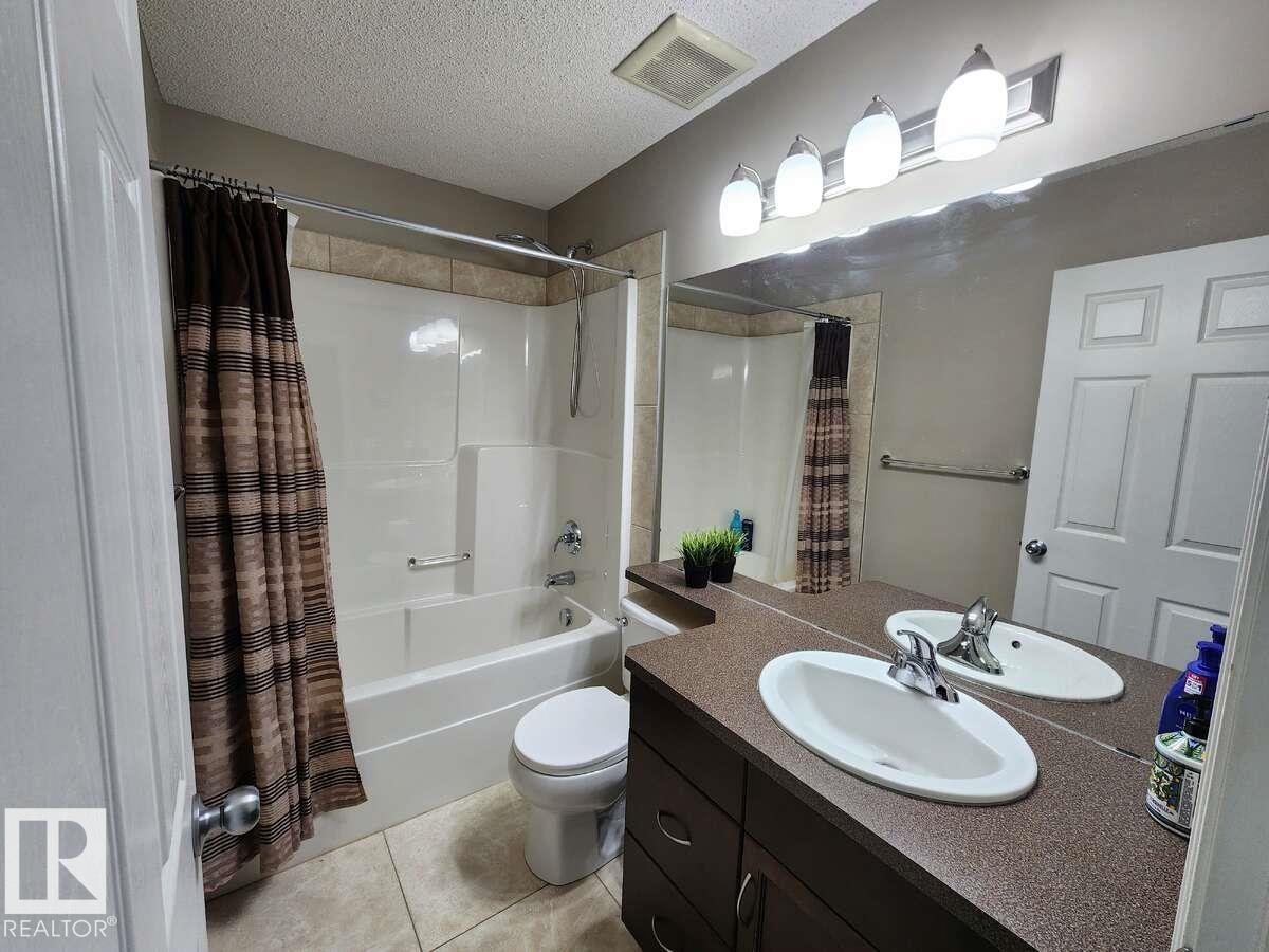 Photo 4 of 3907 6 St Nw, Edmonton AB