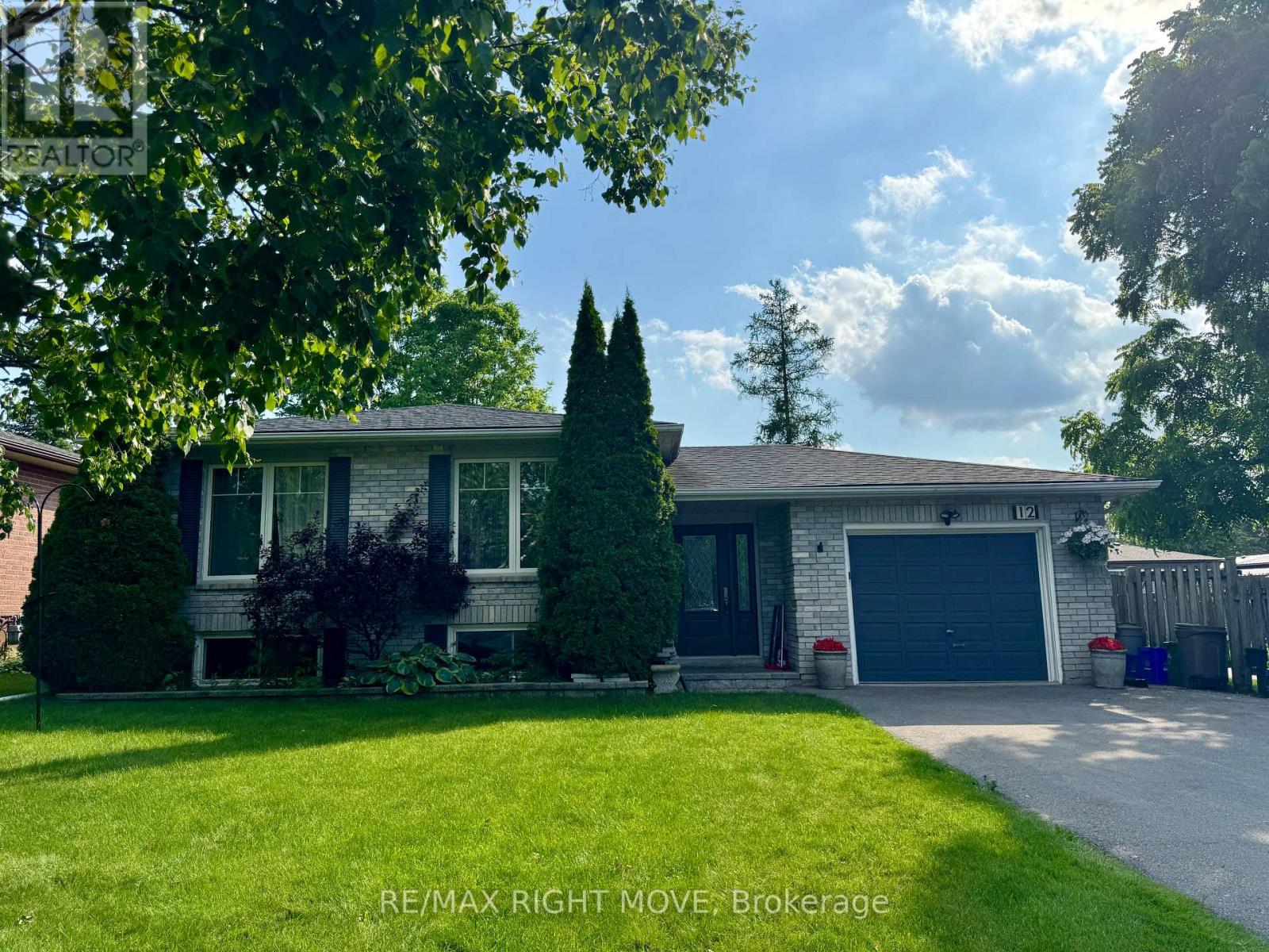 Photo 12 of 12 Hawkins Street, Georgina ON