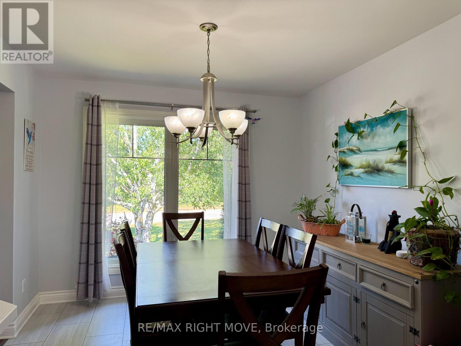 Photo 24 of 12 Hawkins Street, Georgina ON