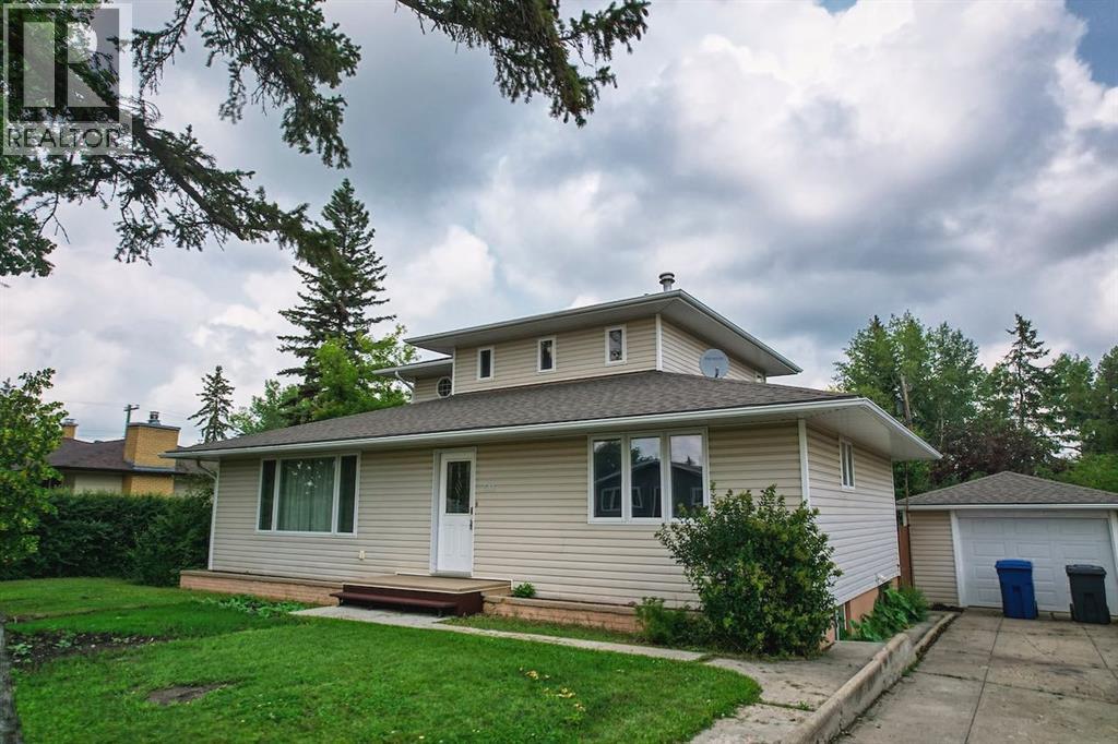 Photo 29 of 518 4 Street Se, Three Hills AB