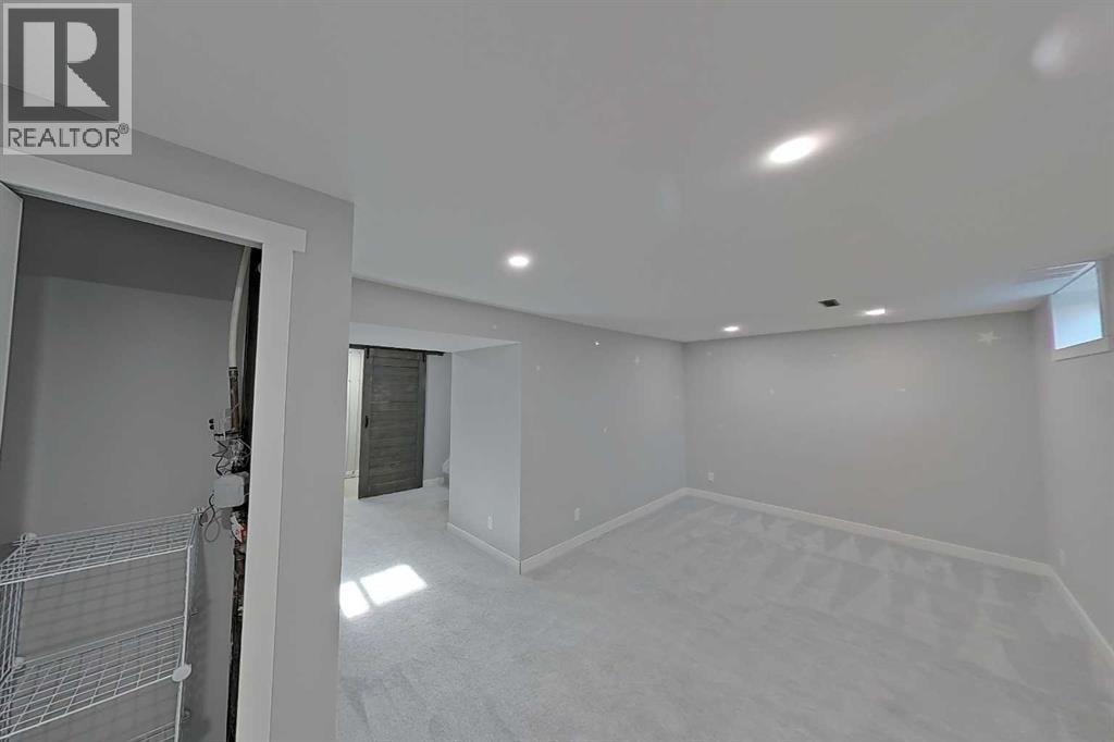 Photo 29 of 18 Cataract Road Sw, High River AB