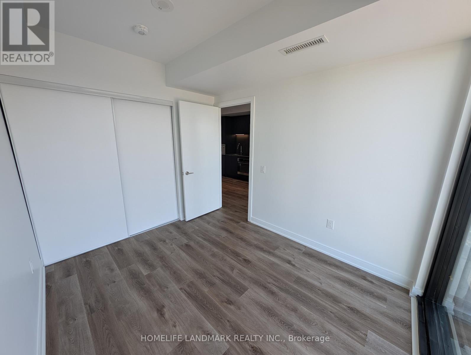 Photo 9 of 1109 3009 Novar Road, Mississauga ON