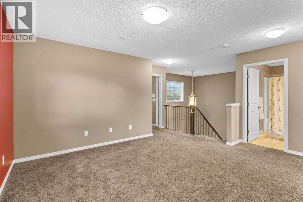Photo 19 of 308 Prairie Springs Crescent Sw, Airdrie AB
