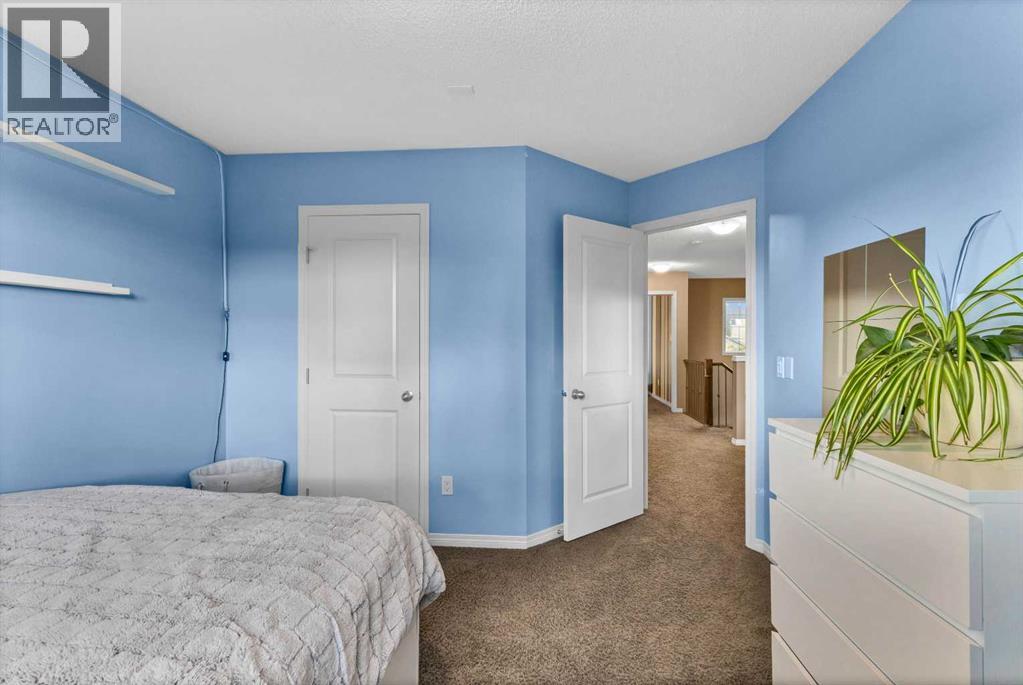 Photo 13 of 308 Prairie Springs Crescent Sw, Airdrie AB