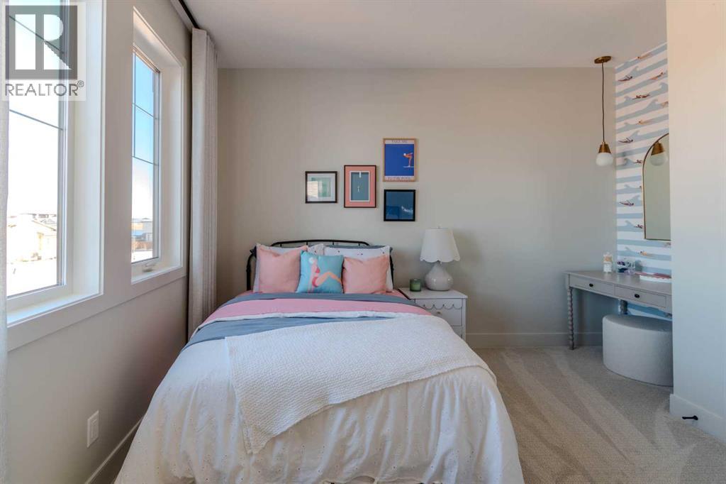 Photo 4 of 229 Rowmont Drive Nw, Calgary AB