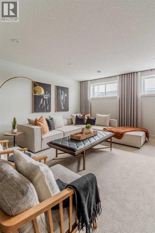Photo 18 of 229 Rowmont Drive Nw, Calgary AB