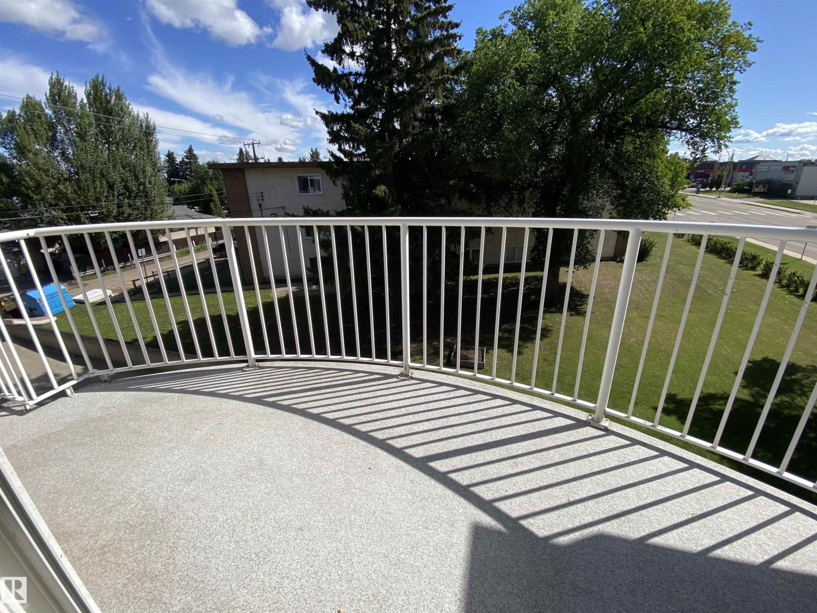 Photo 15 of 304 6210 101 Av Nw, Edmonton AB