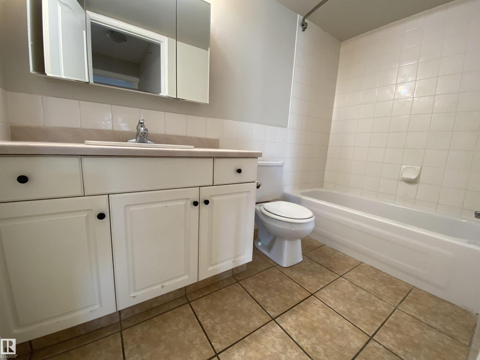 Photo 17 of 304 6210 101 Av Nw, Edmonton AB