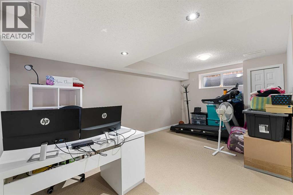 Single Family House for Sale in  Silverado Range Close SW Silverado Calgary 