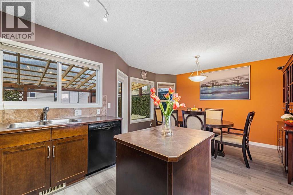 Single Family House for Sale in  Silverado Range Close SW Silverado Calgary 
