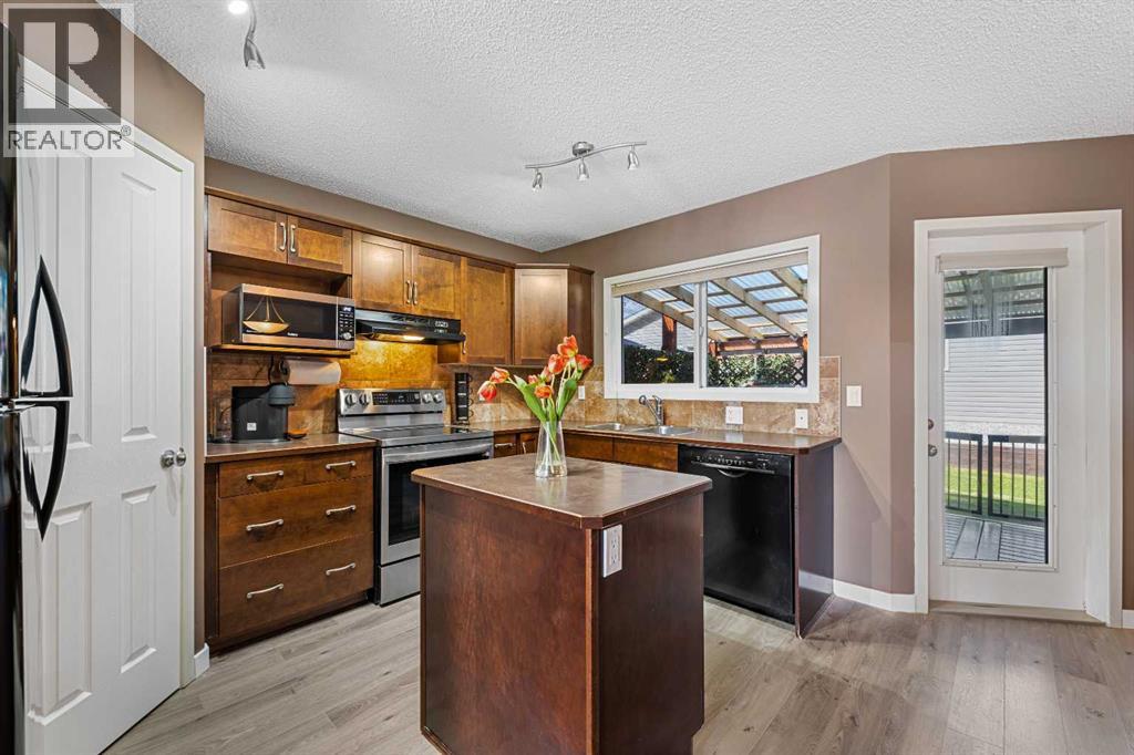 Single Family House for Sale in  Silverado Range Close SW Silverado Calgary 