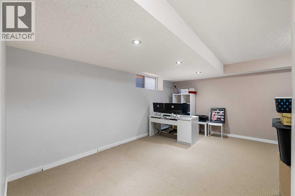 Single Family House for Sale in  Silverado Range Close SW Silverado Calgary 